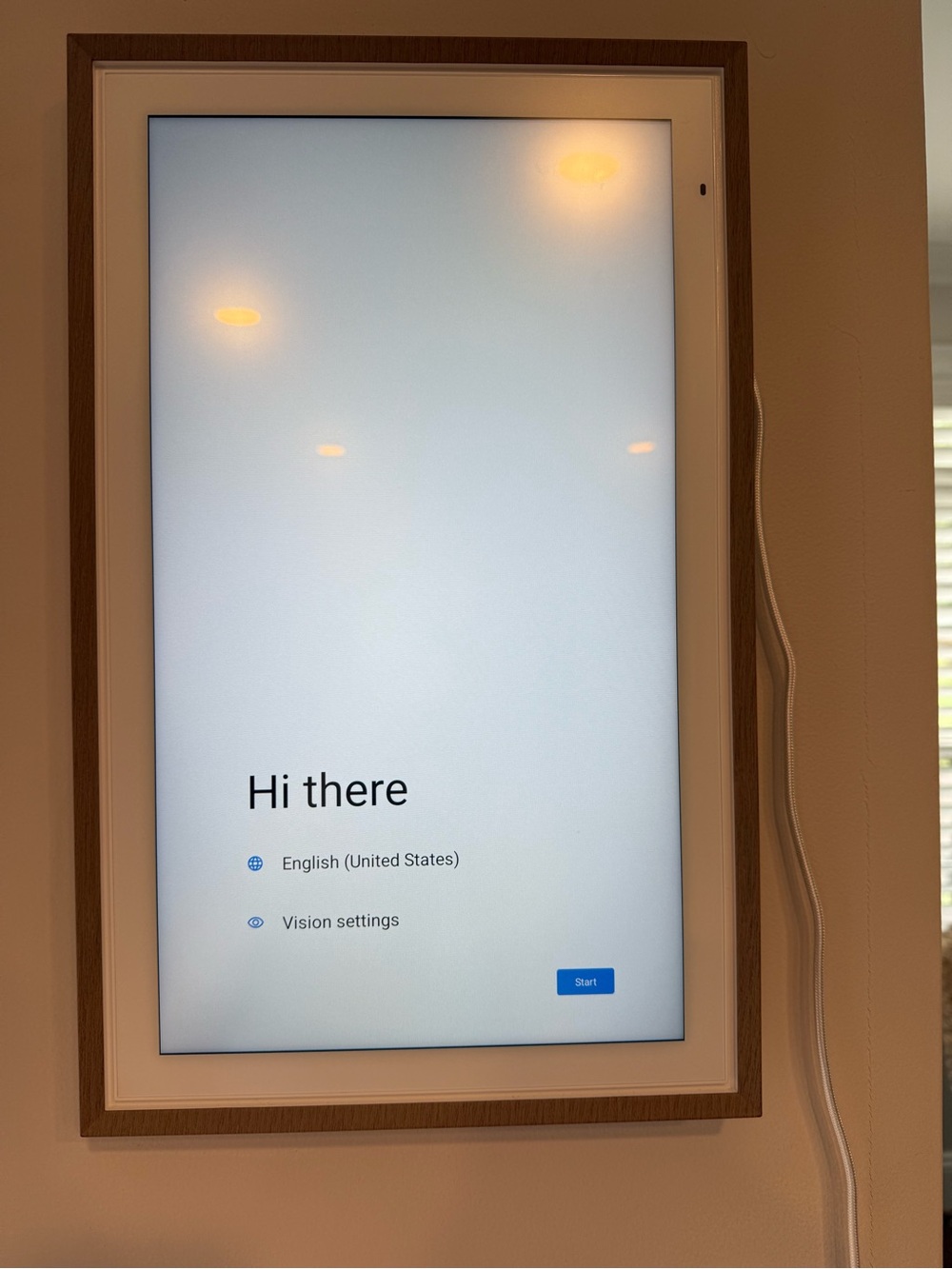 Apolosign digital calendar in teak color